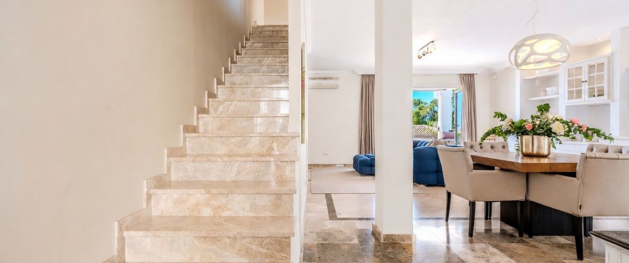 Resale - Villa - Marbella - Nueva Andalucía
