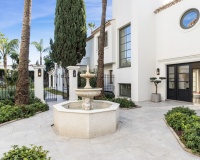 Resale - Villa - Marbella - Nueva Andalucía
