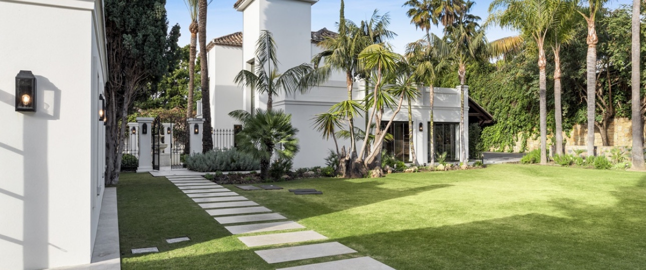 Resale - Villa - Marbella - Nueva Andalucía