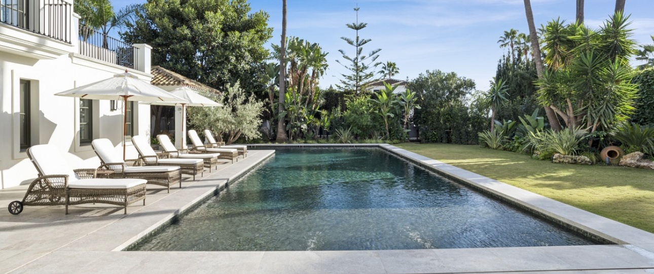 Resale - Villa - Marbella - Nueva Andalucía