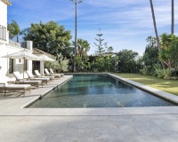 Resale - Villa - Marbella - Nueva Andalucía