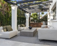 Resale - Villa - Marbella - Nueva Andalucía