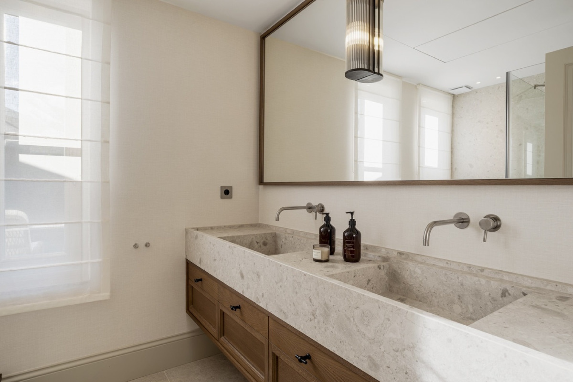Resale - Villa - Marbella - Nueva Andalucía