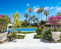 Resale - Villa - Marbella - Nueva Andalucía