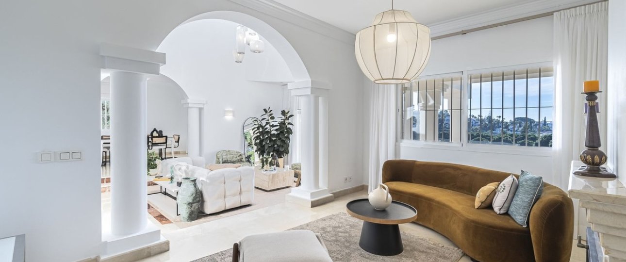 Resale - Villa - Marbella - Nueva Andalucía