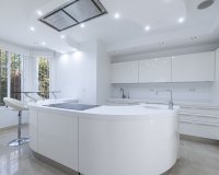 Resale - Villa - Marbella - Nueva Andalucía