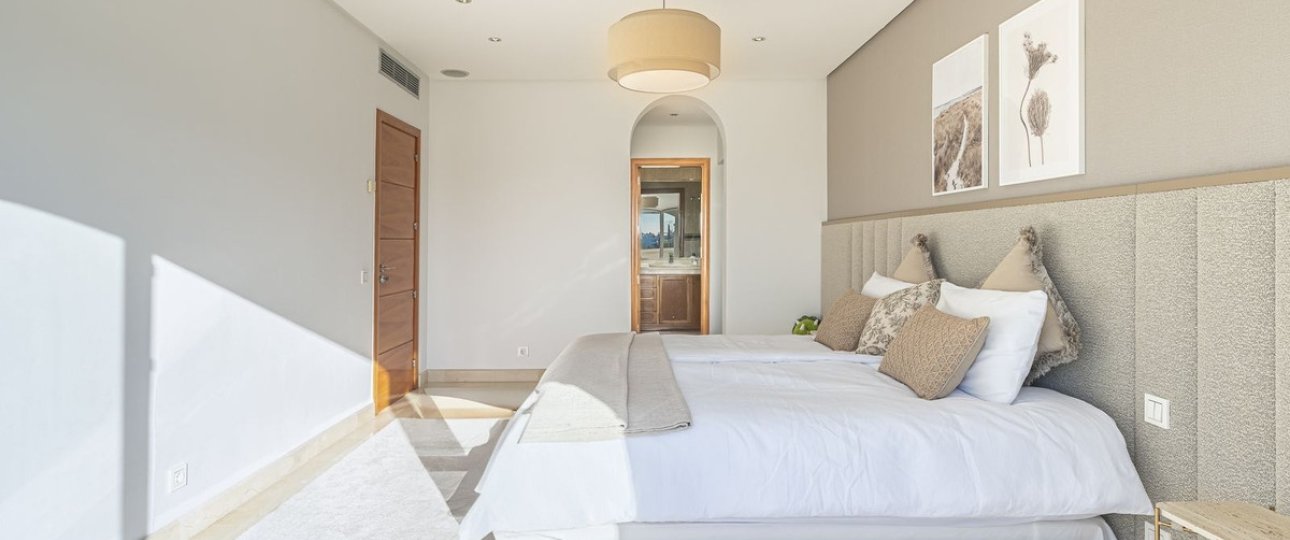 Resale - Villa - Marbella - Nueva Andalucía