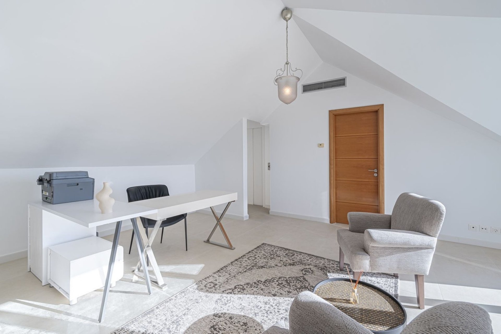 Resale - Villa - Marbella - Nueva Andalucía