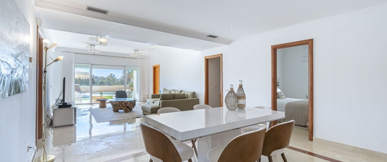 Resale - Villa - Marbella - Nueva Andalucía