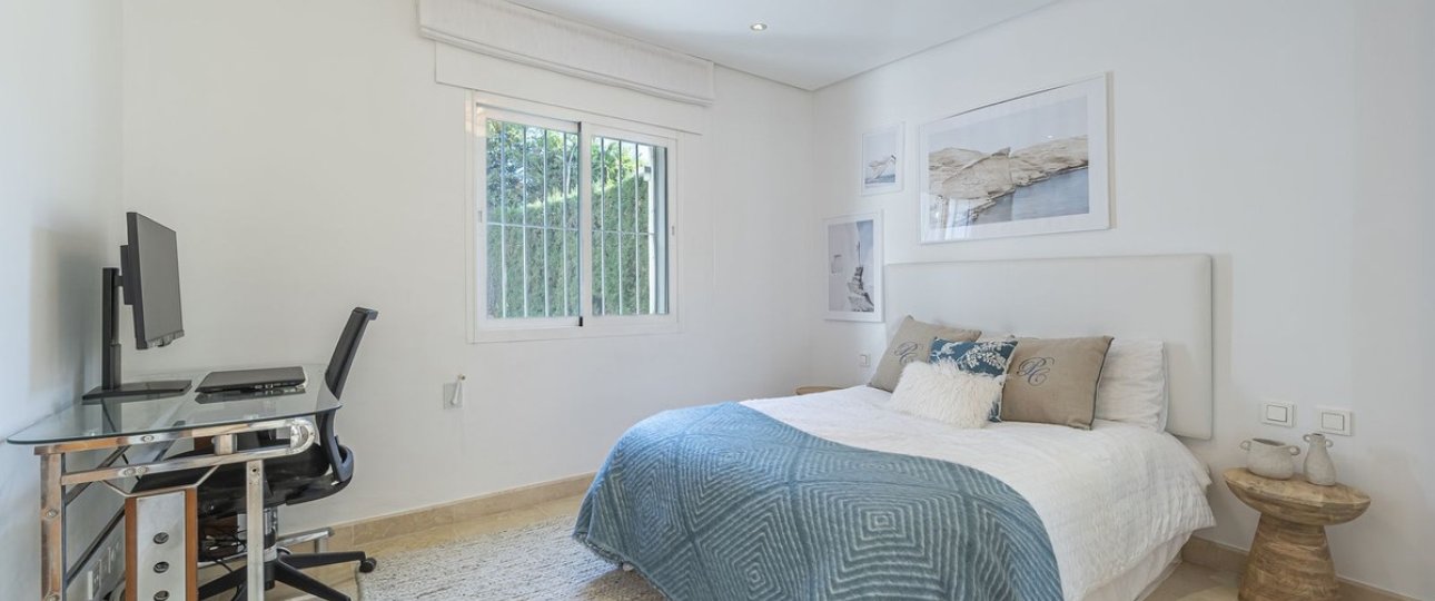Resale - Villa - Marbella - Nueva Andalucía