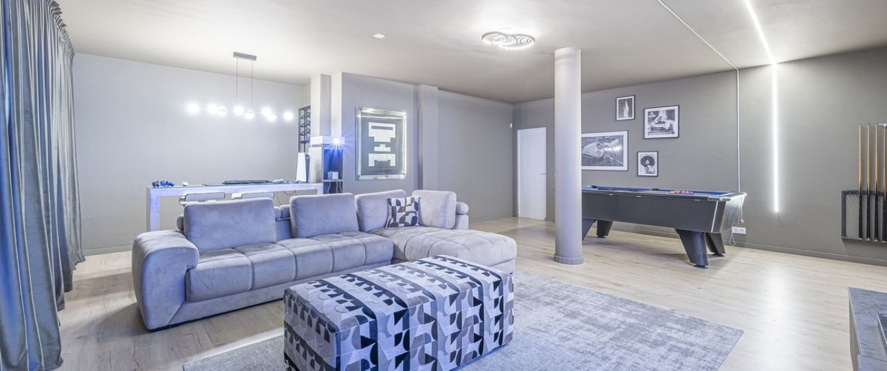 Resale - Villa - Marbella - Nueva Andalucía