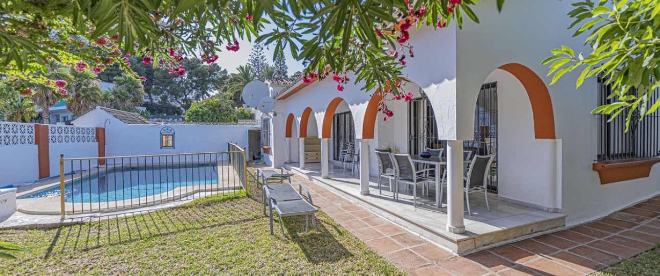 Resale - Villa - Marbella - Nueva Andalucía