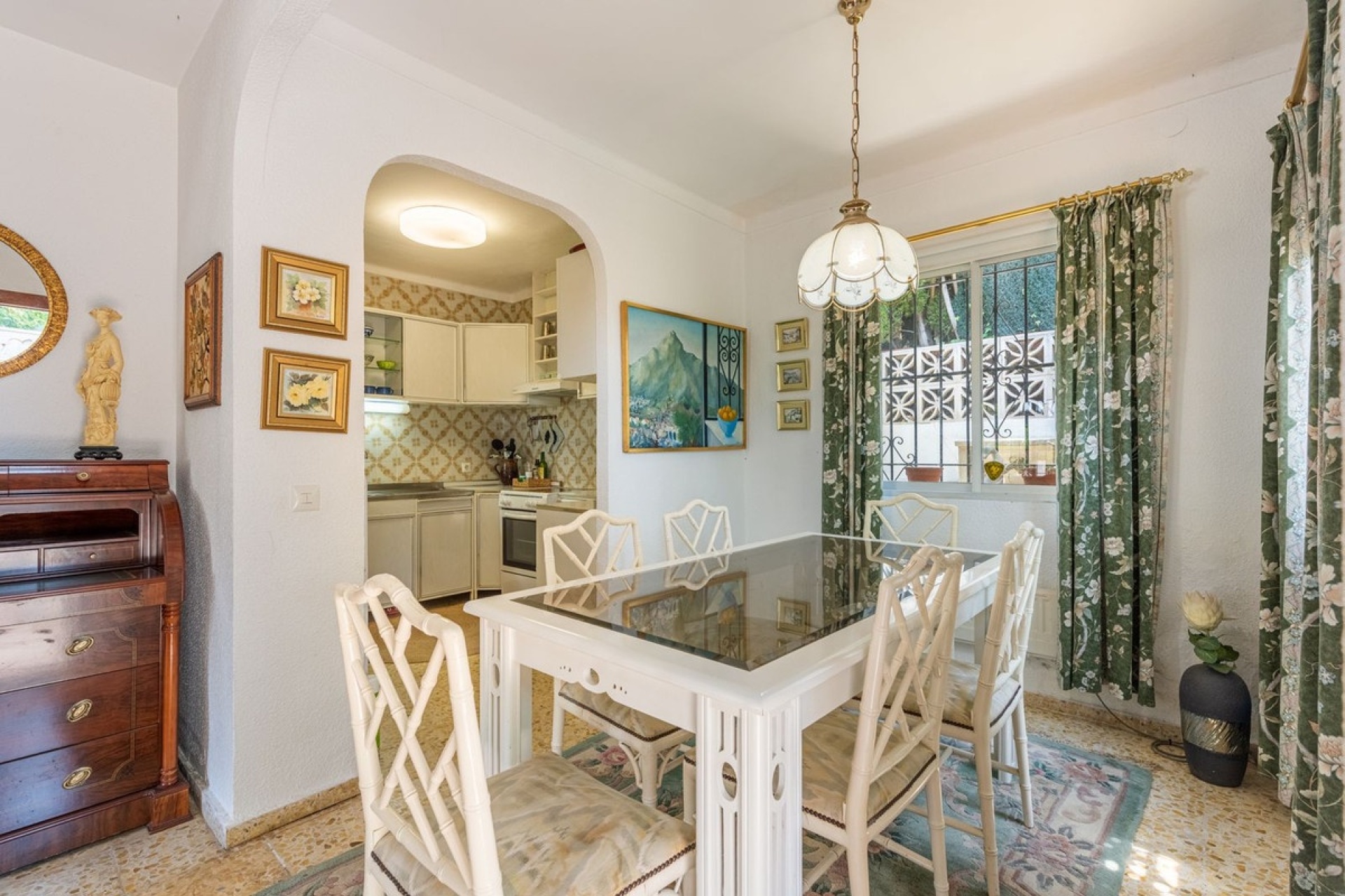 Resale - Villa - Marbella - Nueva Andalucía
