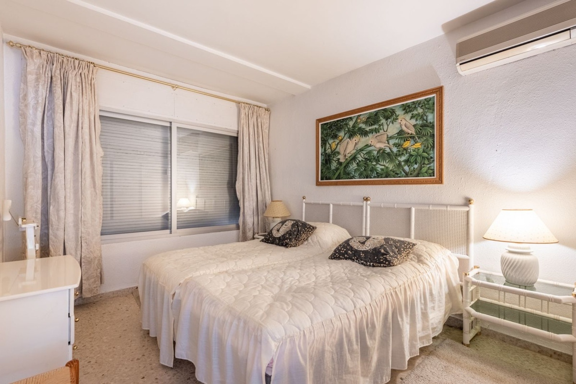 Resale - Villa - Marbella - Nueva Andalucía