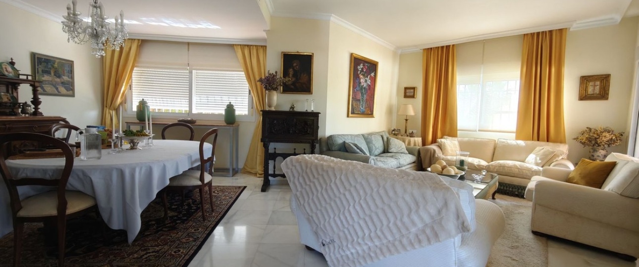Resale - Villa - Marbella - Nueva Andalucía