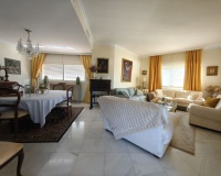 Resale - Villa - Marbella - Nueva Andalucía