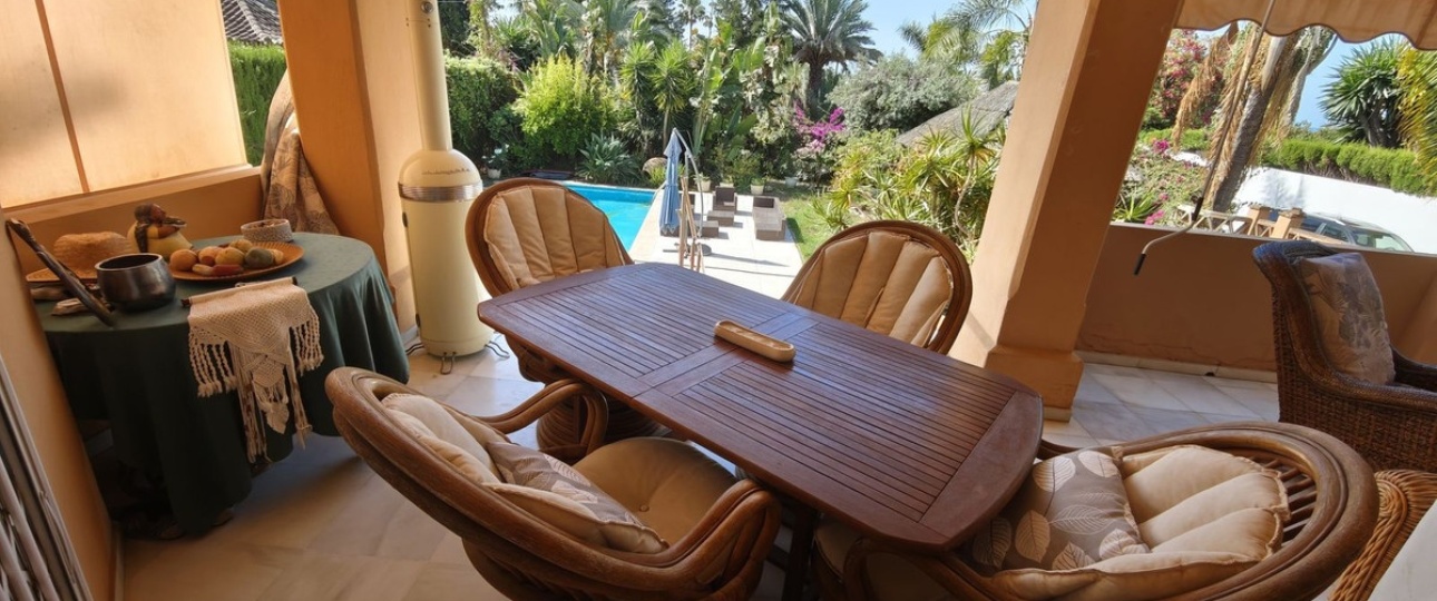 Resale - Villa - Marbella - Nueva Andalucía