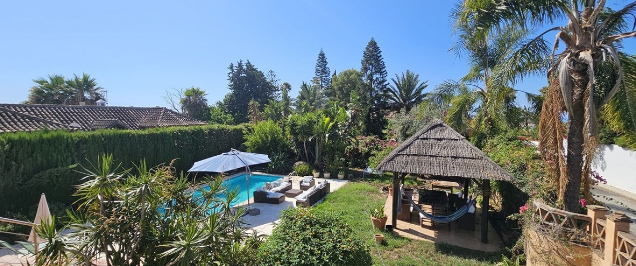 Resale - Villa - Marbella - Nueva Andalucía