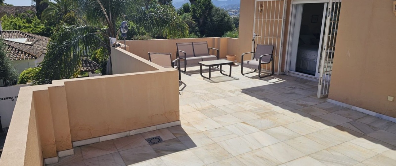 Resale - Villa - Marbella - Nueva Andalucía