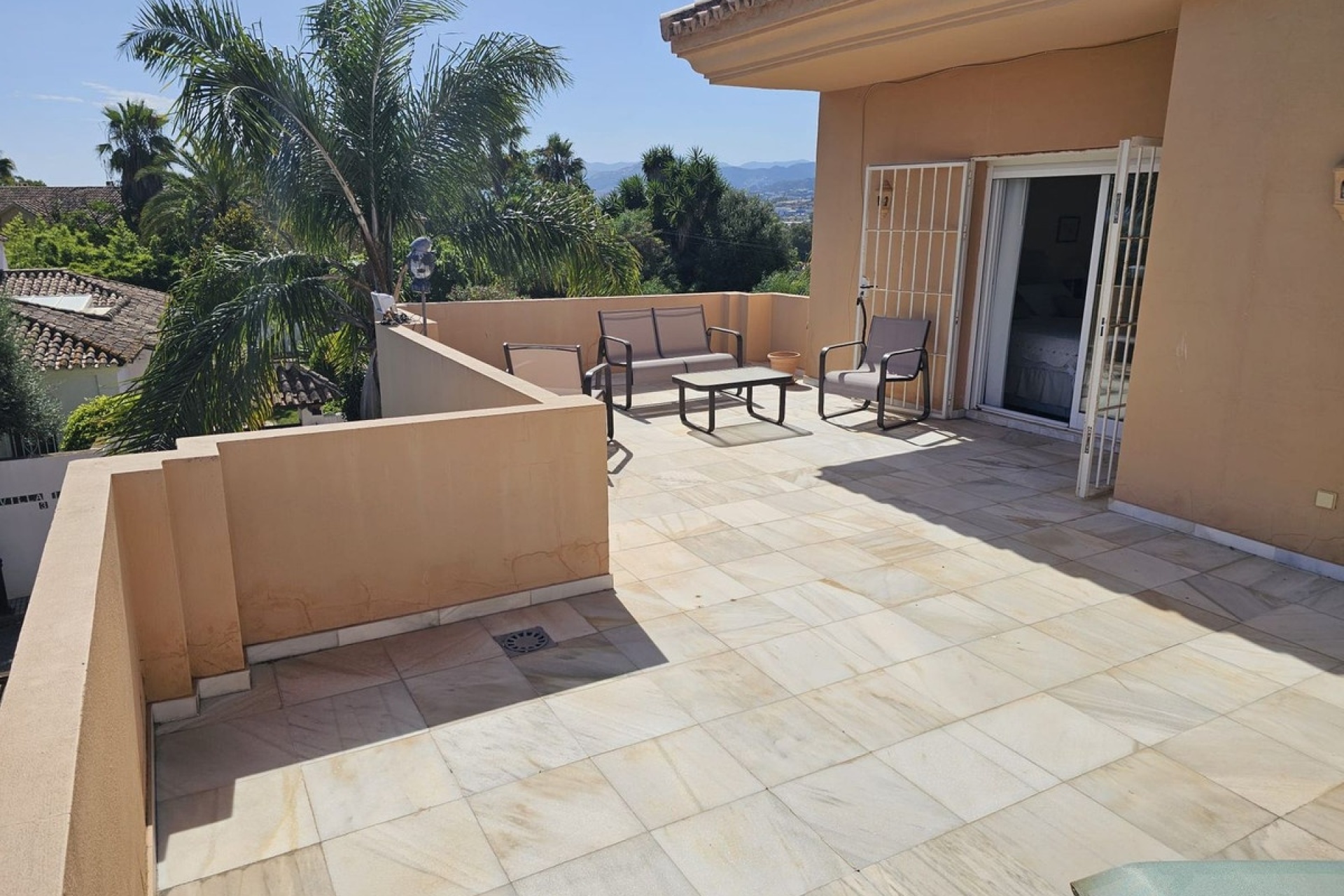 Resale - Villa - Marbella - Nueva Andalucía