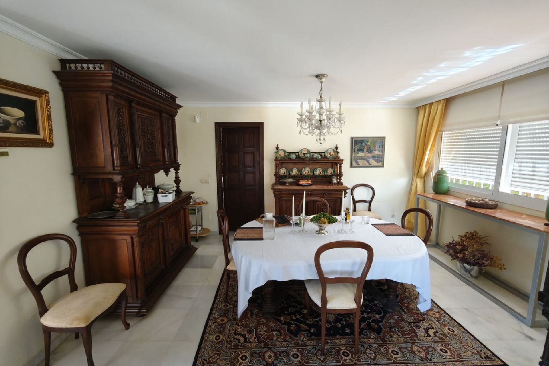 Resale - Villa - Marbella - Nueva Andalucía
