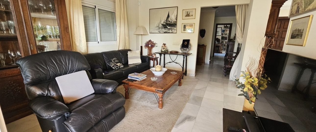 Resale - Villa - Marbella - Nueva Andalucía