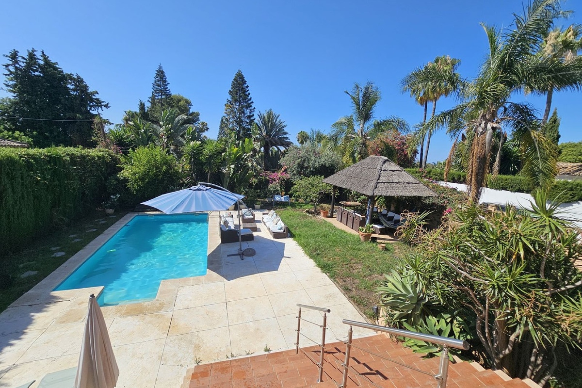 Resale - Villa - Marbella - Nueva Andalucía
