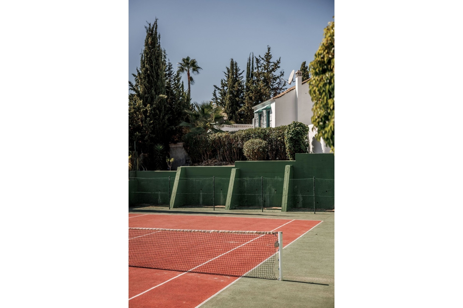 Resale - Villa - Marbella - Nueva Andalucía