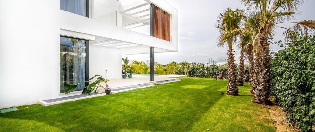 Resale - Villa - Marbella - Nueva Andalucía