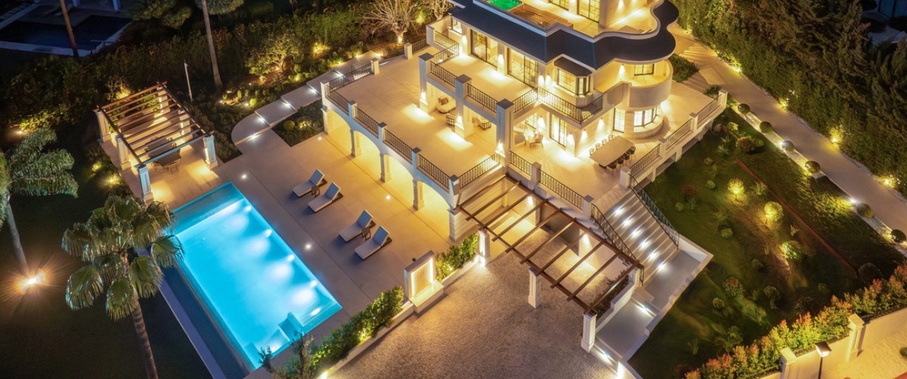 Resale - Villa - Marbella - Nueva Andalucía