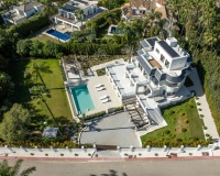 Resale - Villa - Marbella - Nueva Andalucía