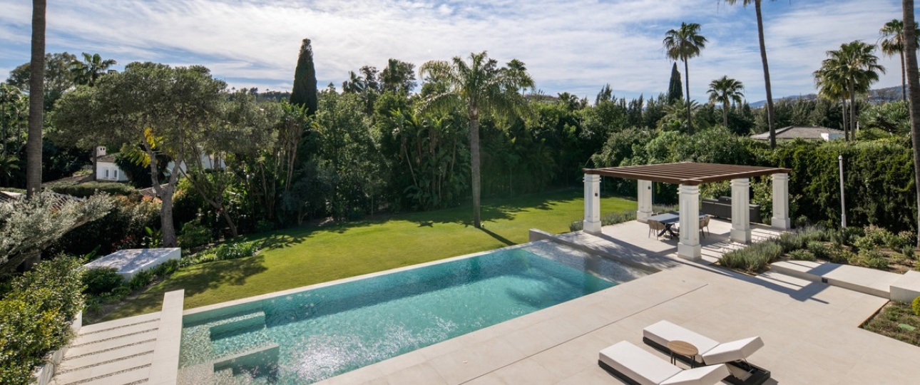 Resale - Villa - Marbella - Nueva Andalucía
