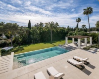 Resale - Villa - Marbella - Nueva Andalucía