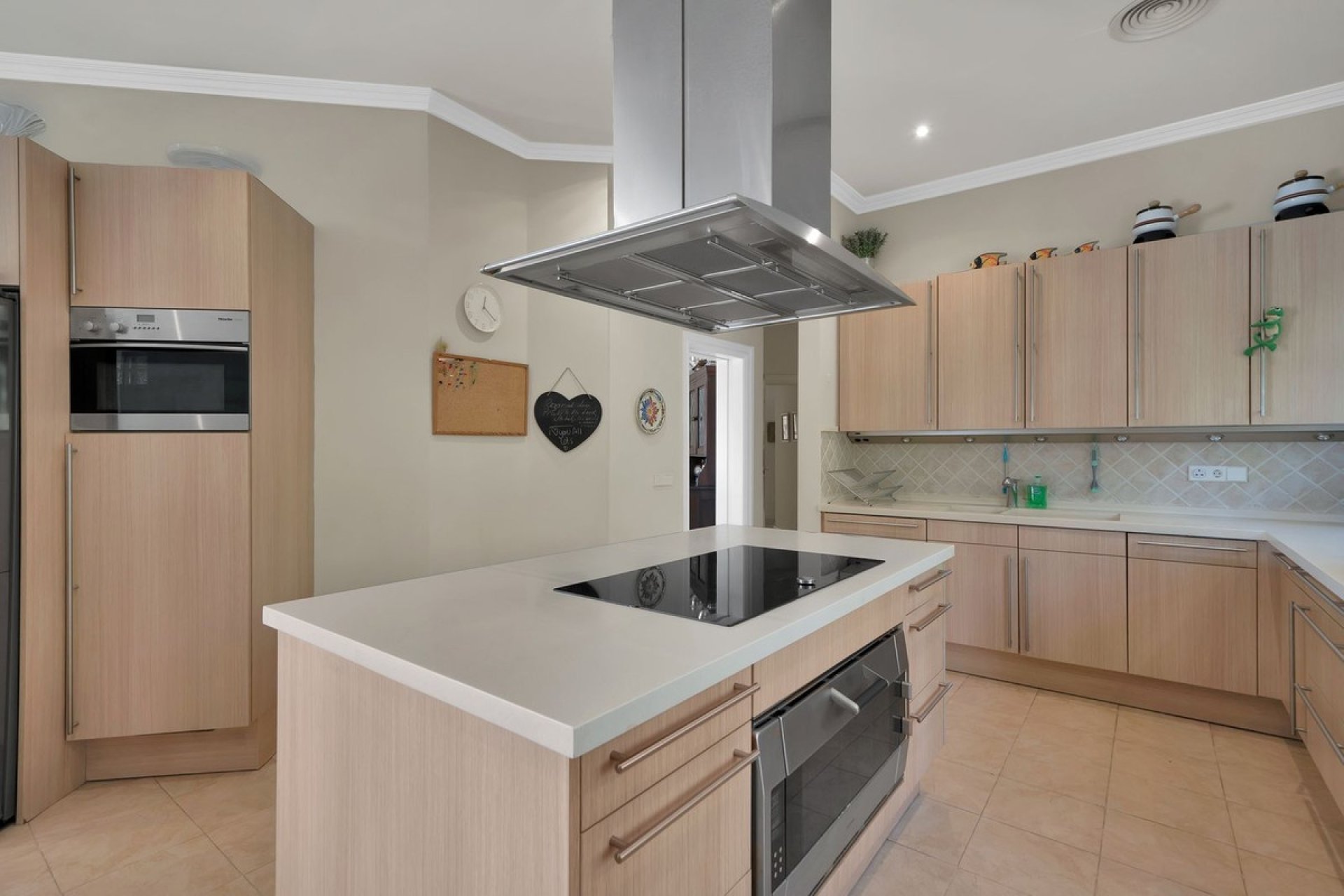 Resale - Villa - Marbella - Nueva Andalucía