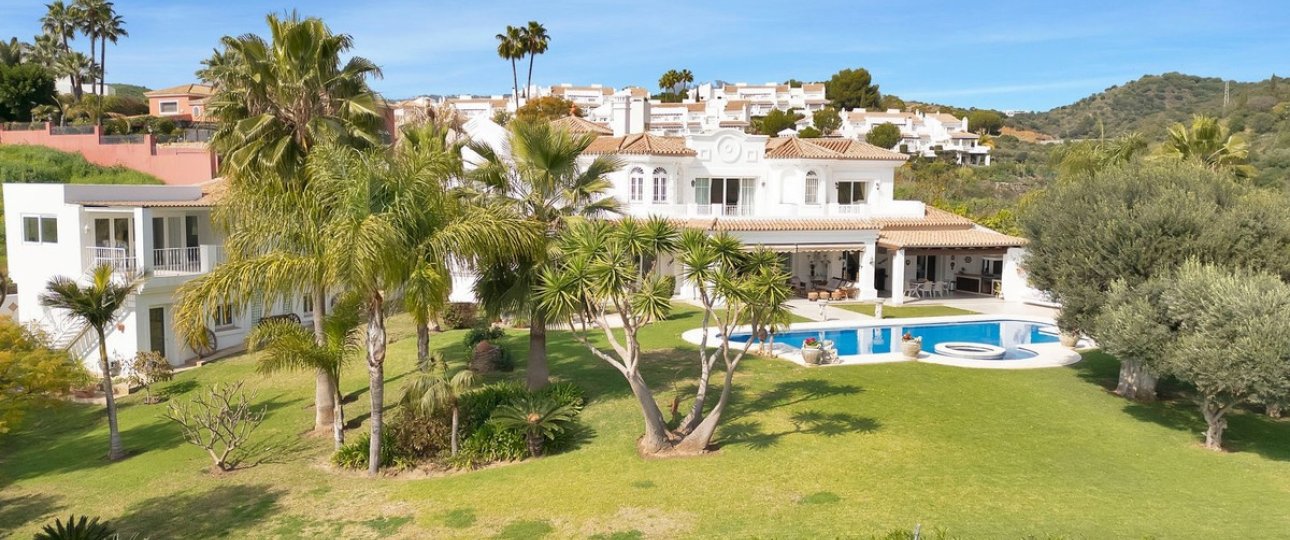 Resale - Villa - Marbella - Nueva Andalucía