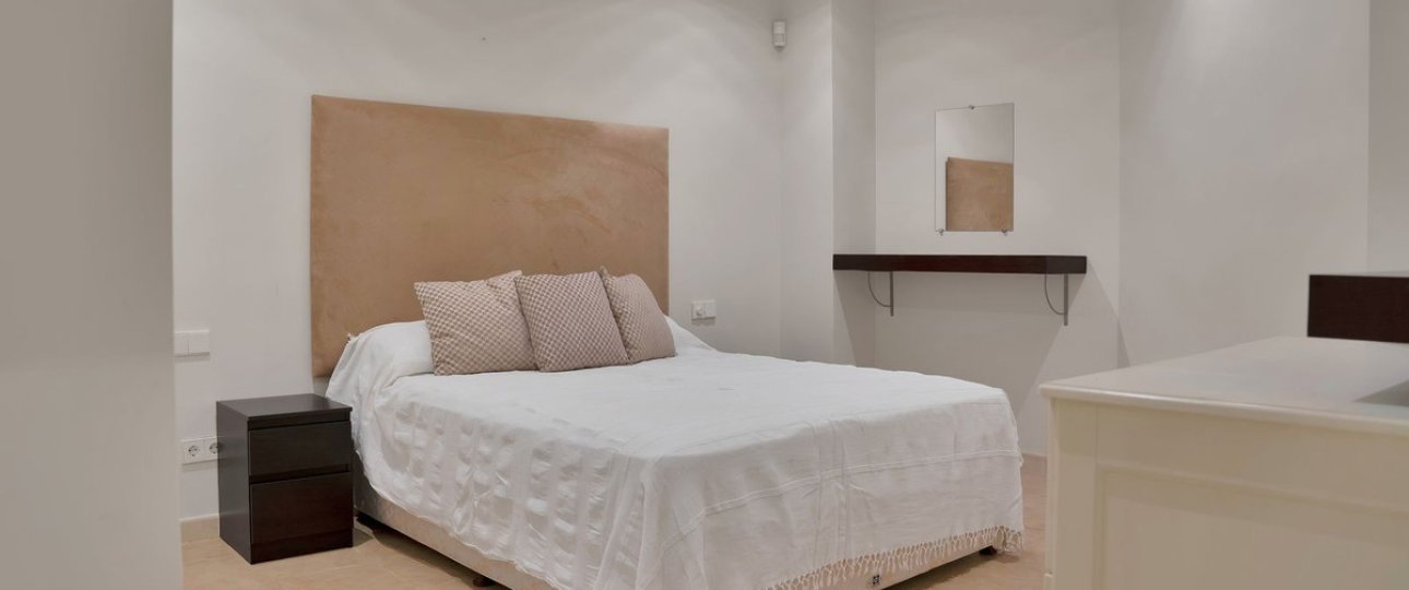 Resale - Villa - Marbella - Nueva Andalucía