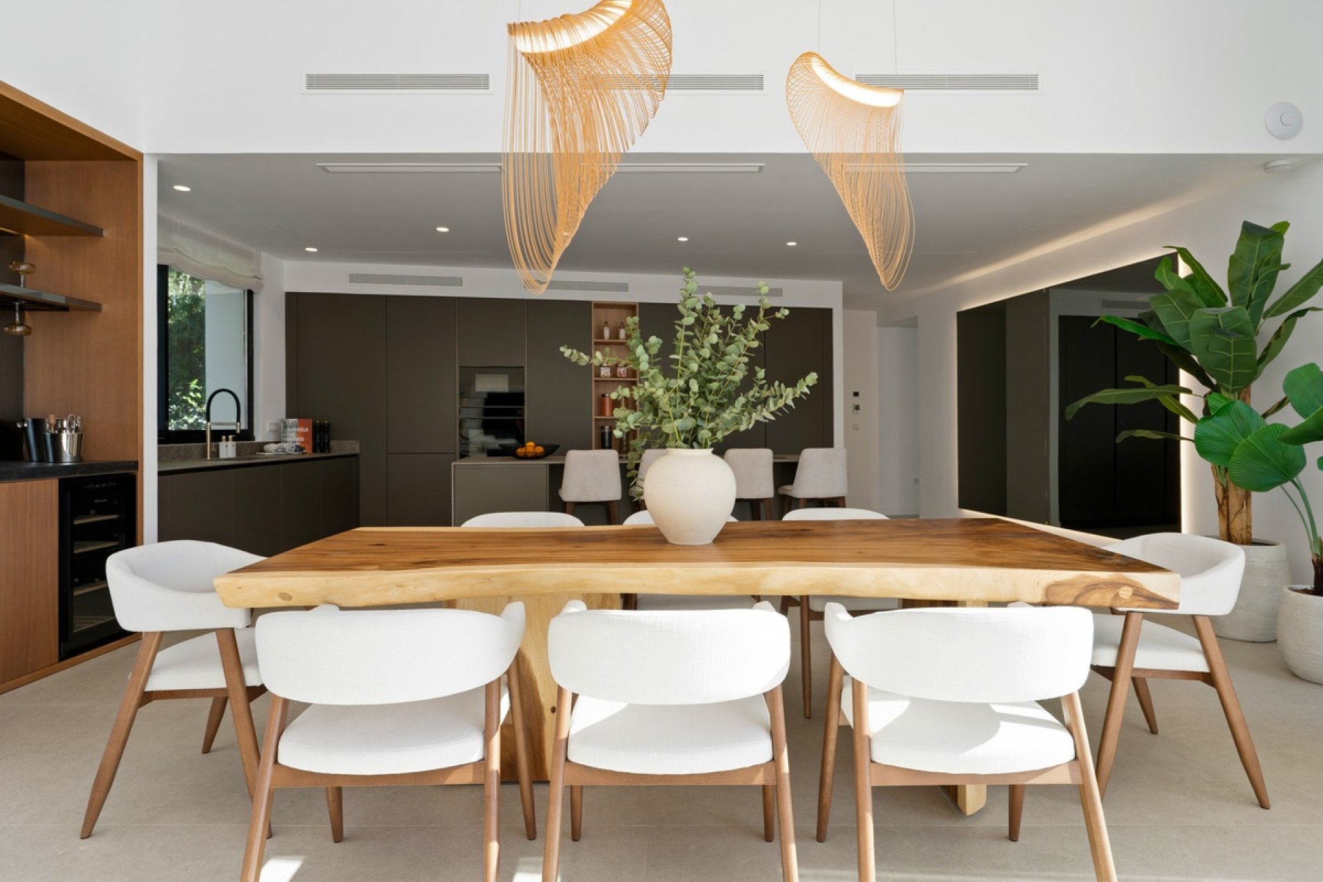 Resale - Villa - Marbella - Nueva Andalucía