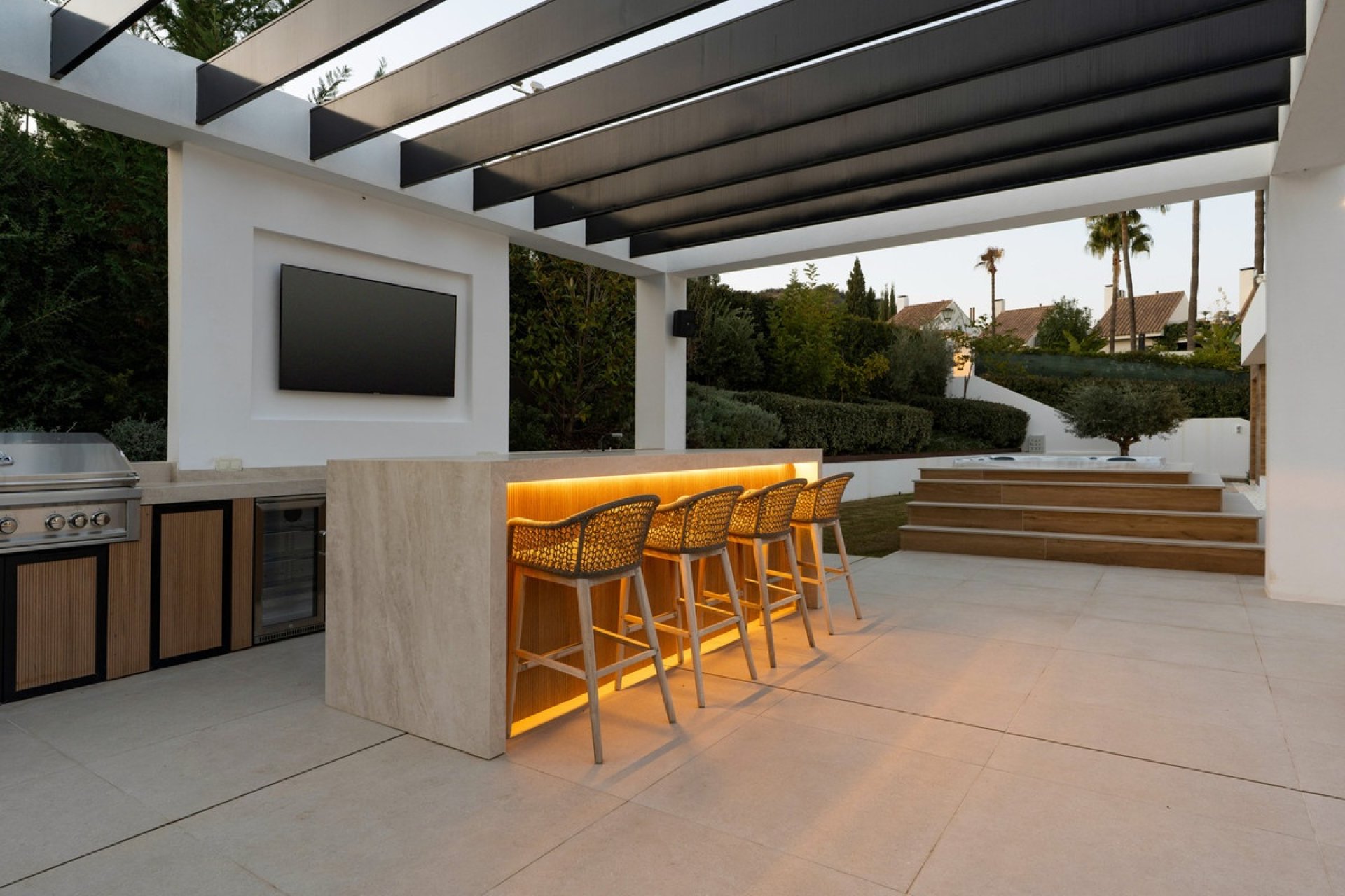 Resale - Villa - Marbella - Nueva Andalucía