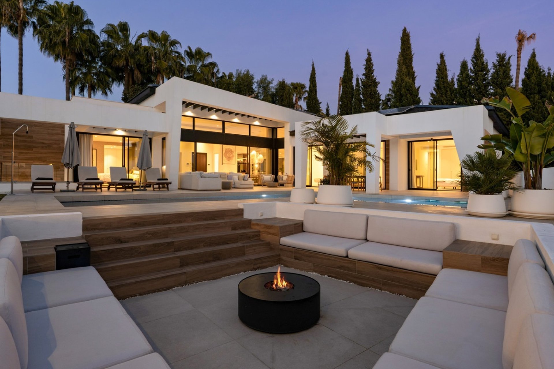 Resale - Villa - Marbella - Nueva Andalucía