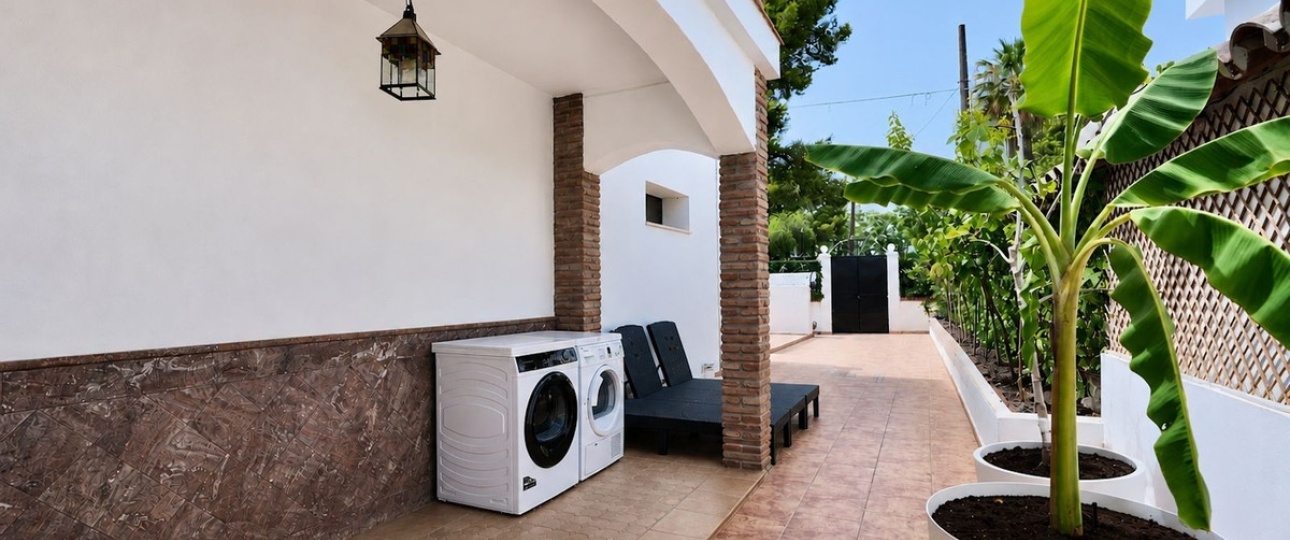 Resale - Villa - Marbella - Nueva Andalucía