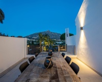 Resale - Villa - Marbella - Nueva Andalucía