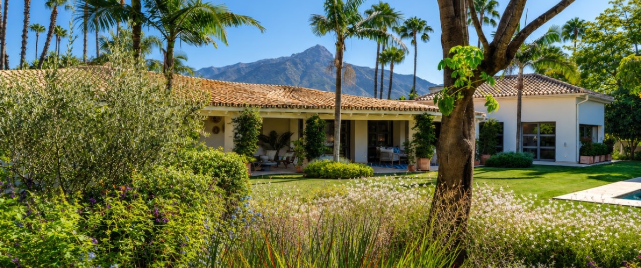 Resale - Villa - Marbella - Nueva Andalucía