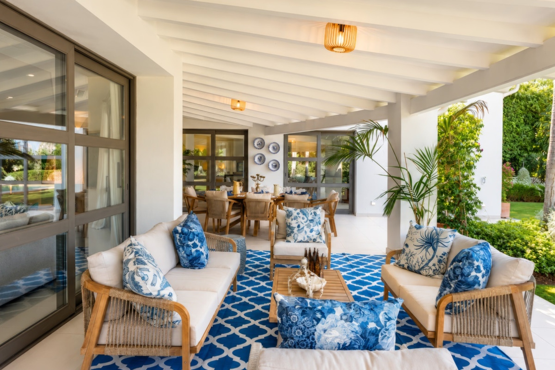 Resale - Villa - Marbella - Nueva Andalucía