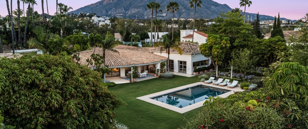 Resale - Villa - Marbella - Nueva Andalucía