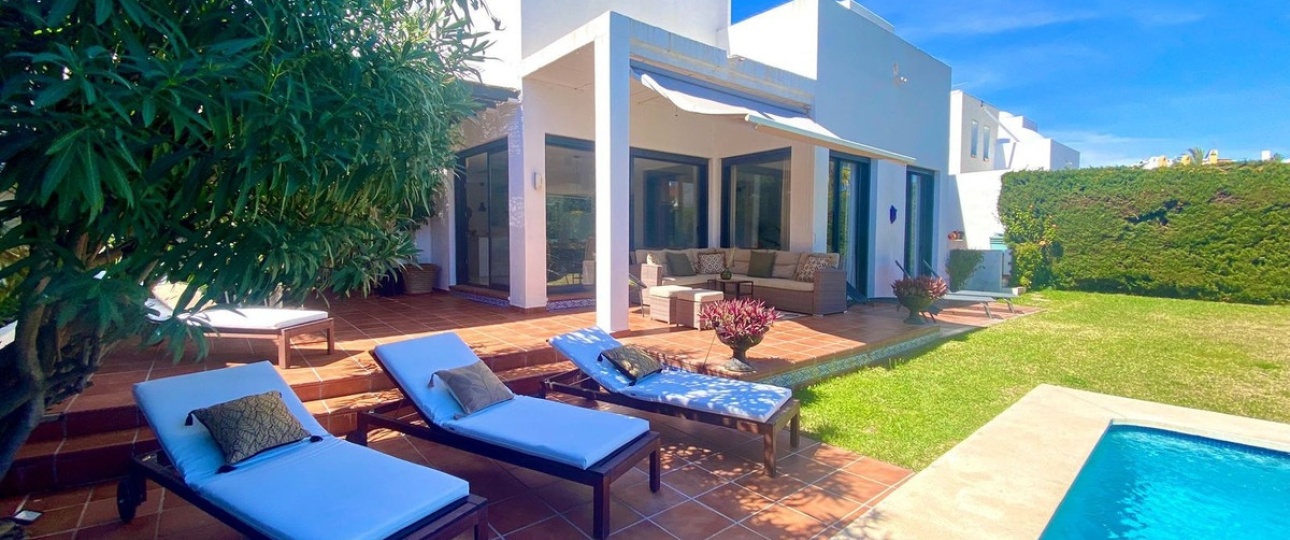 Resale - Villa - Marbella - Nueva Andalucía