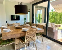 Resale - Villa - Marbella - Nueva Andalucía