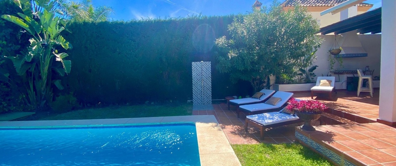 Resale - Villa - Marbella - Nueva Andalucía