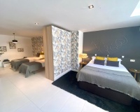 Resale - Villa - Marbella - Nueva Andalucía