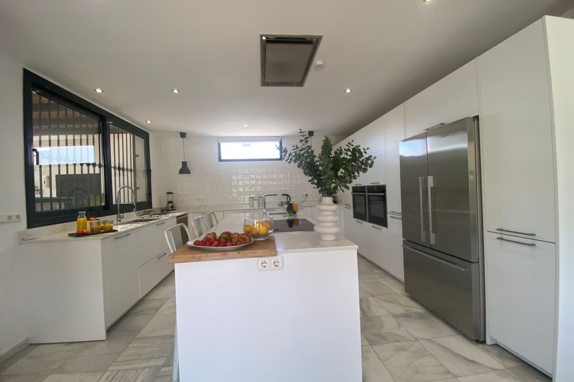 Resale - Villa - Marbella - Nueva Andalucía