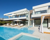 Resale - Villa - Marbella - Nueva Andalucía